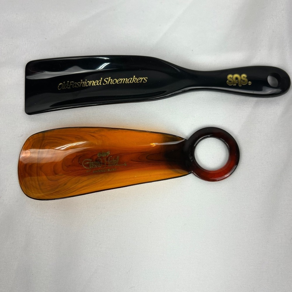 Vintage Shoe Horn Lot of 2‎ Acrylic SAS & Grand Hotel